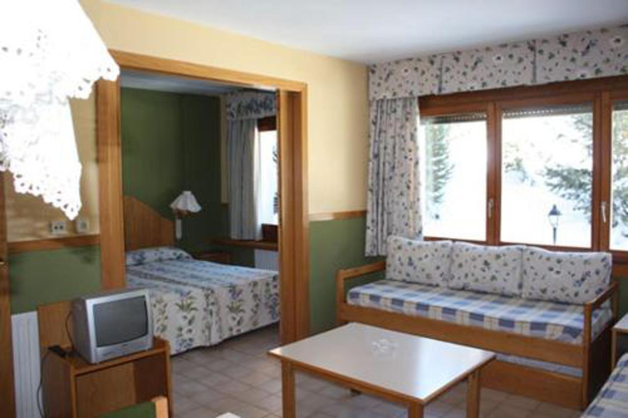 Apartamentos Solneu Baqueira Beret Exteriör bild
