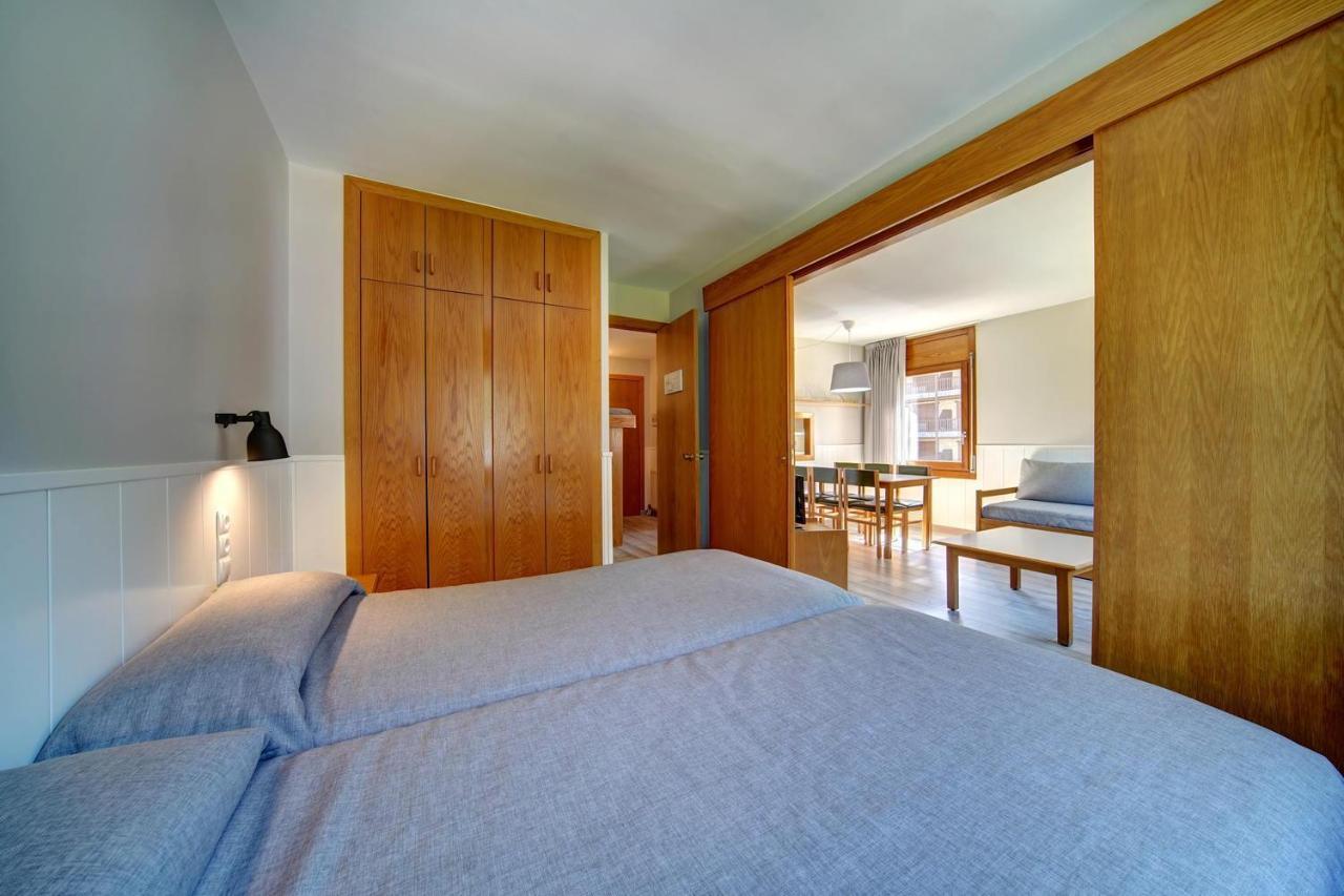 Apartamentos Solneu Baqueira Beret Exteriör bild
