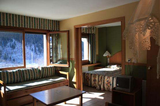 Apartamentos Solneu Baqueira Beret Exteriör bild